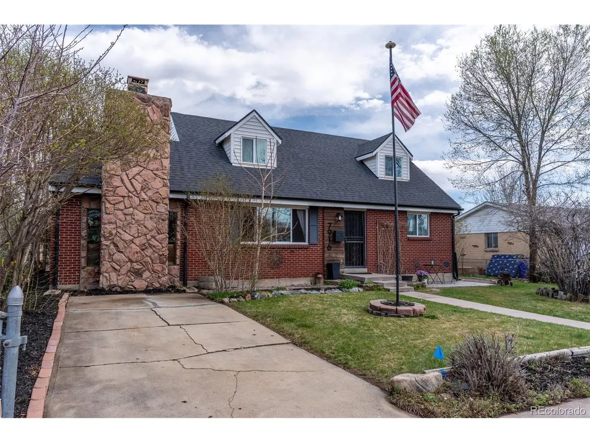 7916 Pennsylvania, Denver, CO 80229