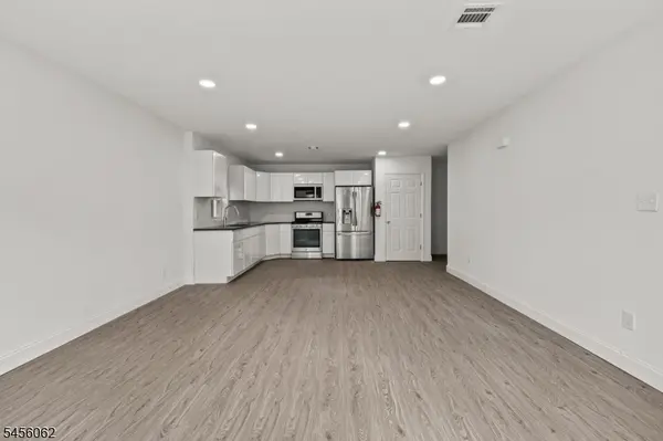 113 Marshall St, Paterson City, NJ 07501