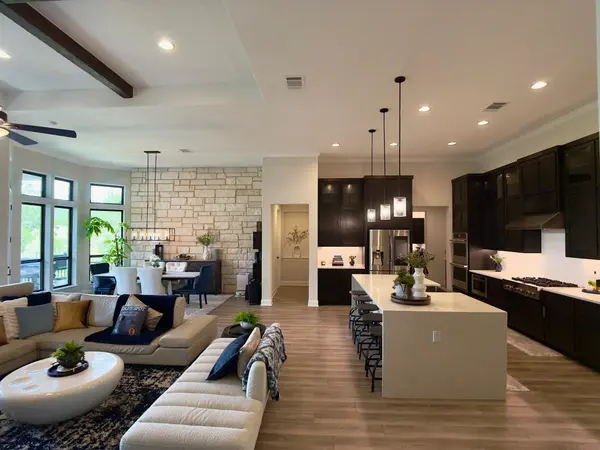 113 Spence LN, Liberty Hill, TX 78642