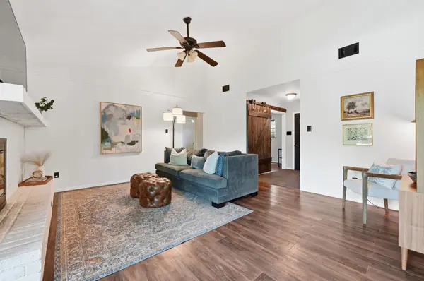 8005 Red Willow DR, Austin, TX 78736