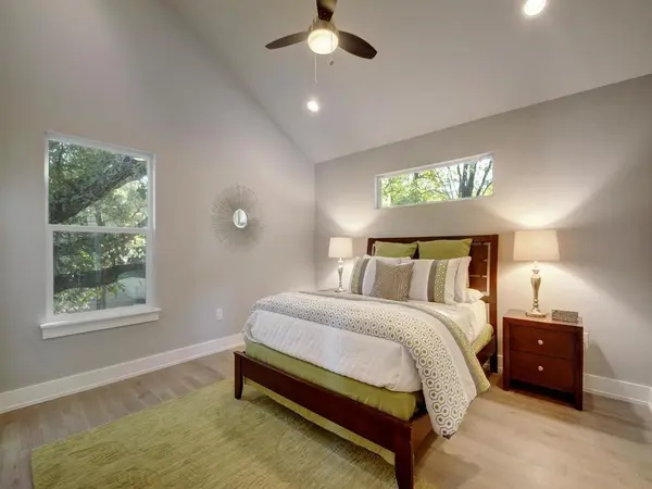 5308 Downs DR #2, Austin, TX 78721