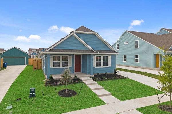 114 Cherry Blossom LN, Taylor, TX 76574