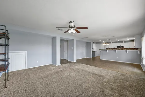 214 Briarwood DR, Leander, TX 78641