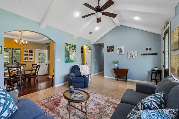 126 King ST, Bastrop, TX 78602