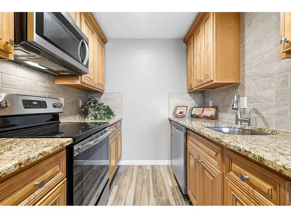3240 Iris #g-205, Boulder, CO 80301