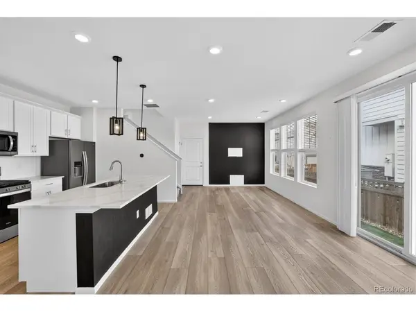 21233 E 63rd, Aurora, CO 80019