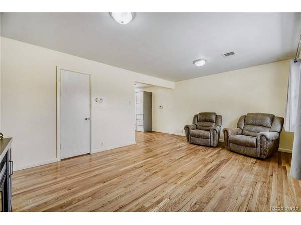5101 S Washington, Littleton, CO 80121