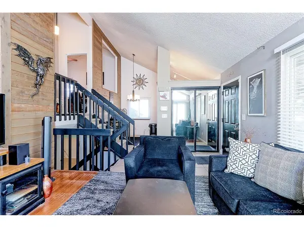 11941 E Cornell, Aurora, CO 80014