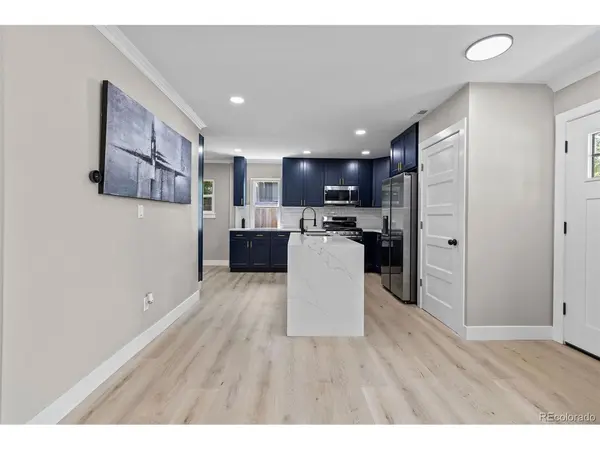 2612 Albion, Denver, CO 80207