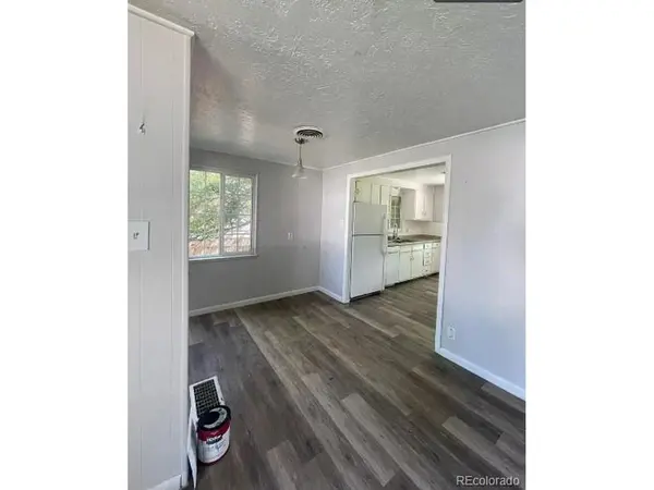 832 Elmira, Aurora, CO 80010