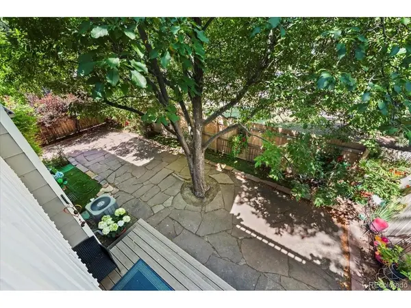 8060 Meadowdale, Niwot, CO 80503