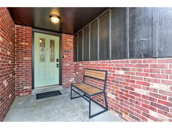 6552 Owens, Arvada, CO 80004