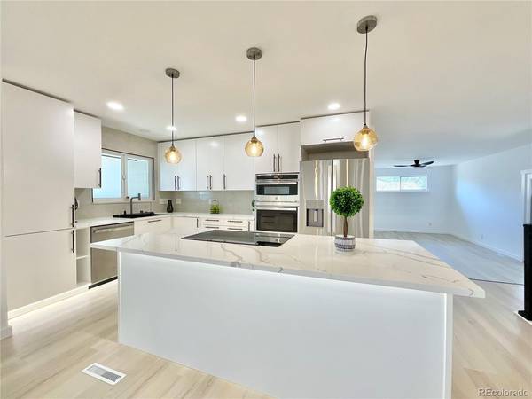 1455 S Hoyt, Lakewood, CO 80232