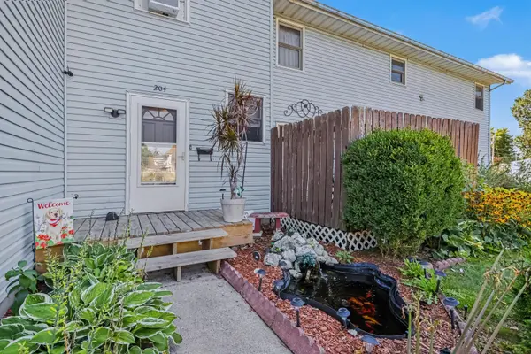 204 D ST, La Porte, IN 46350