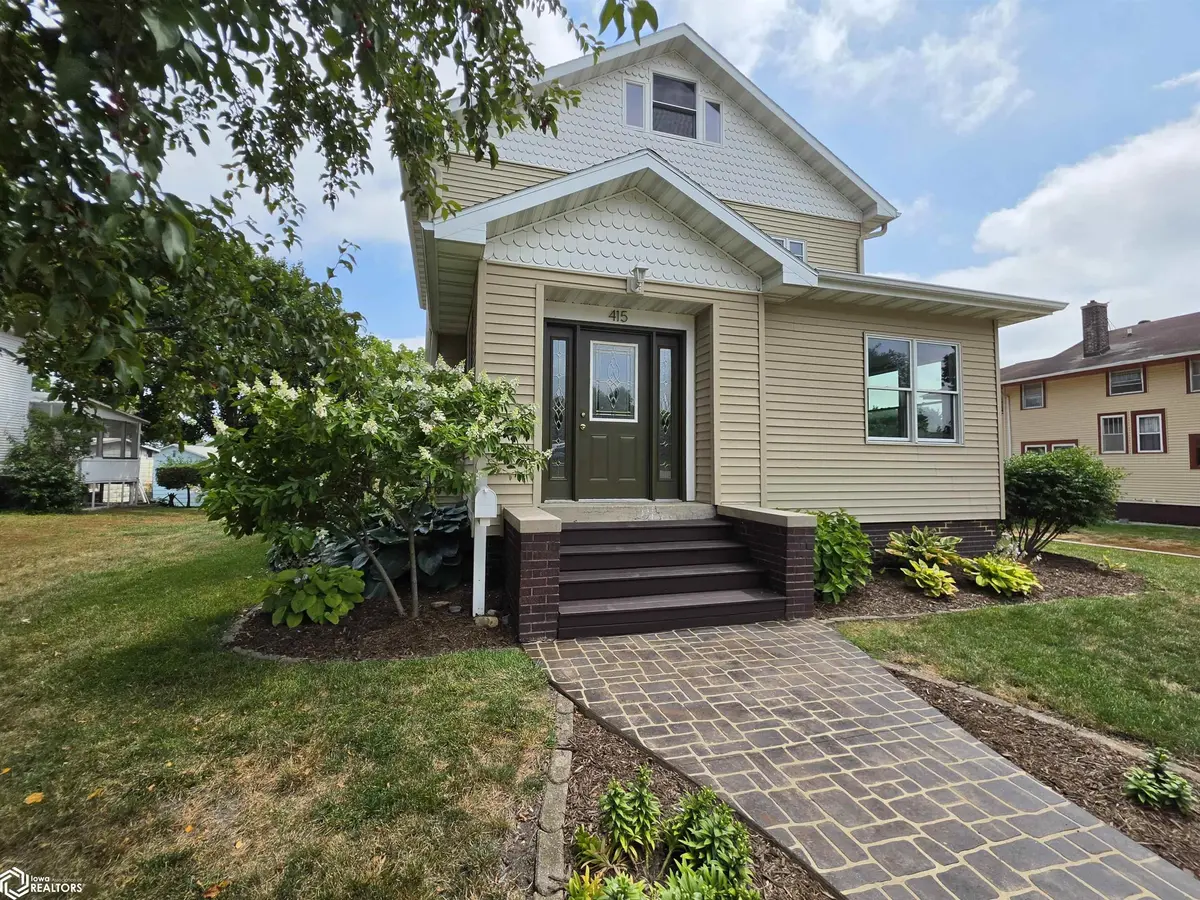415 S Clark ST, Forest City, IA 50436