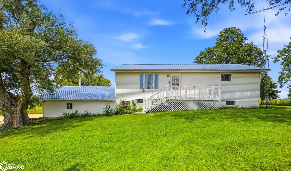 2109 235Th ST, Mount Pleasant, IA 52641