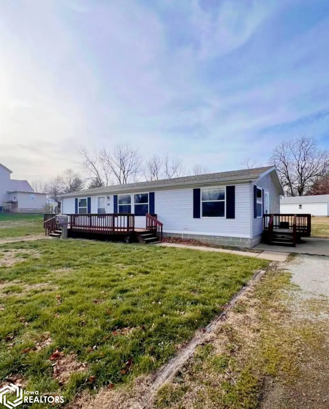 535 S 10th Street, Warsaw, IL 62379