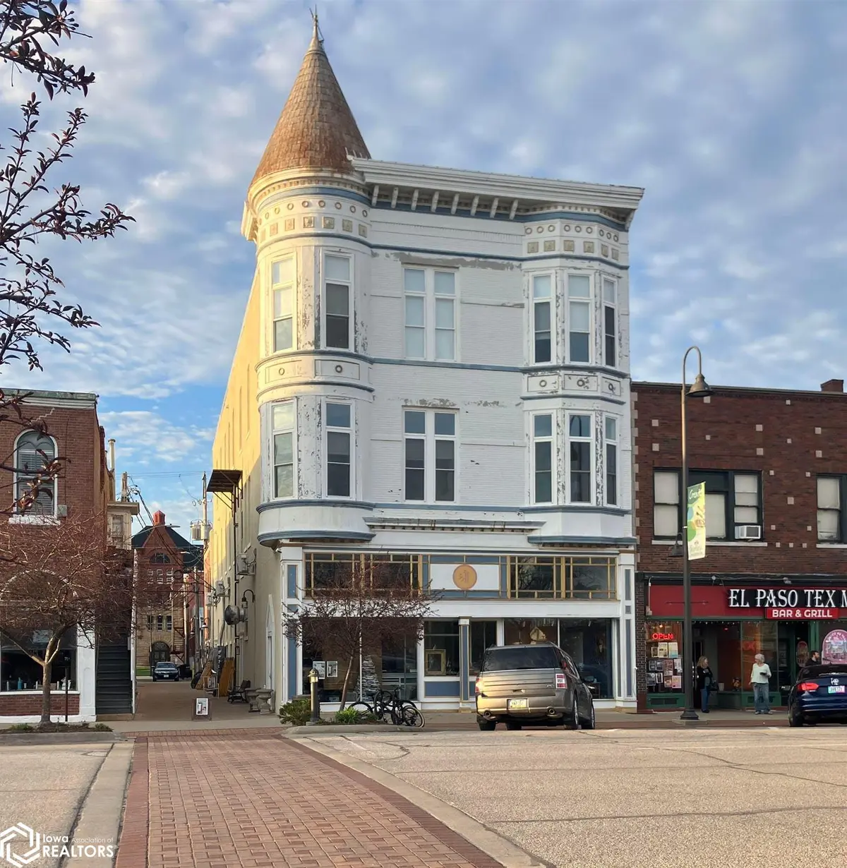 51 E Broadway AVE #201, Fairfield, IA 52556
