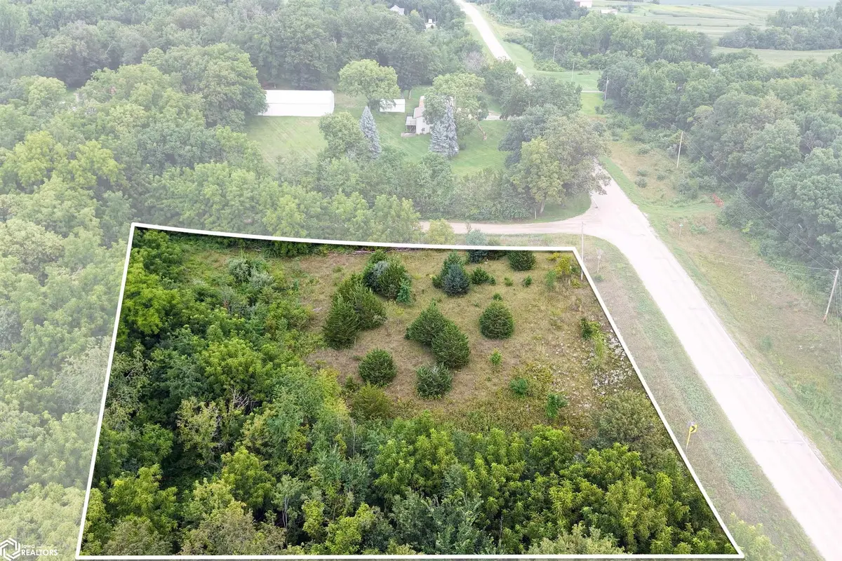 0 Sand Road/186th Street corner Lot, Marshalltown, IA 50158