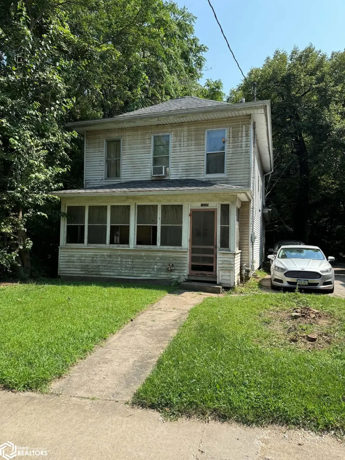 1225 Agency ST, Burlington, IA 52601