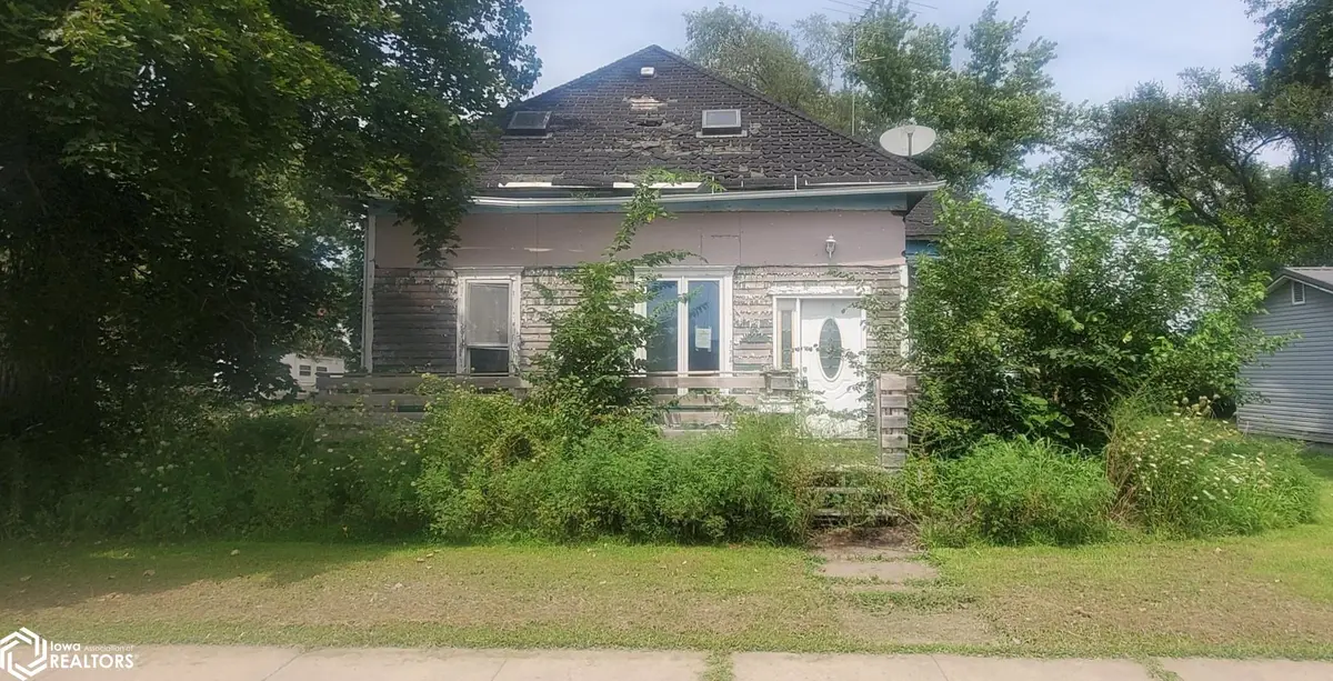 113 W Main ST, Seymour, IA 52590