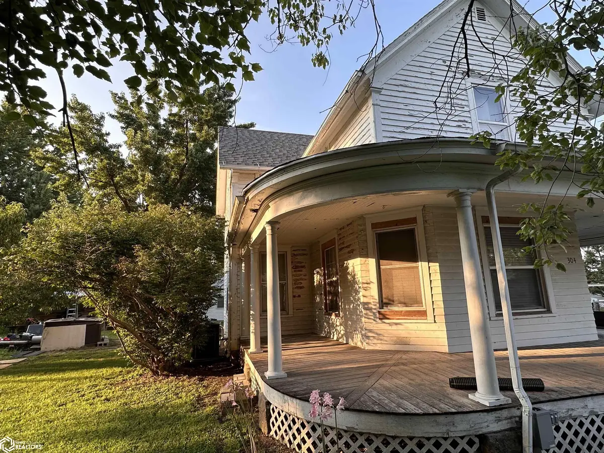 304 Mc Querry ST, Batavia, IA 52533