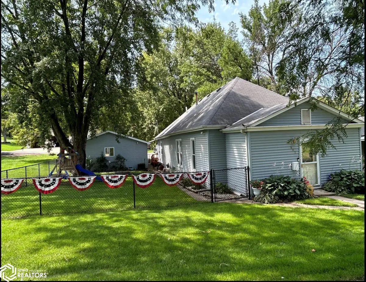 907 Cedar ST, Atlantic, IA 50022