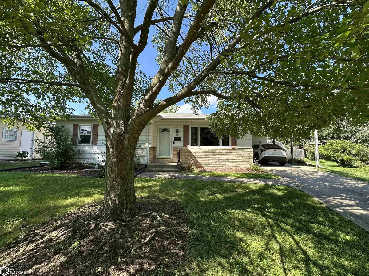421 E Manning AVE, Ottumwa, IA 52501-1333