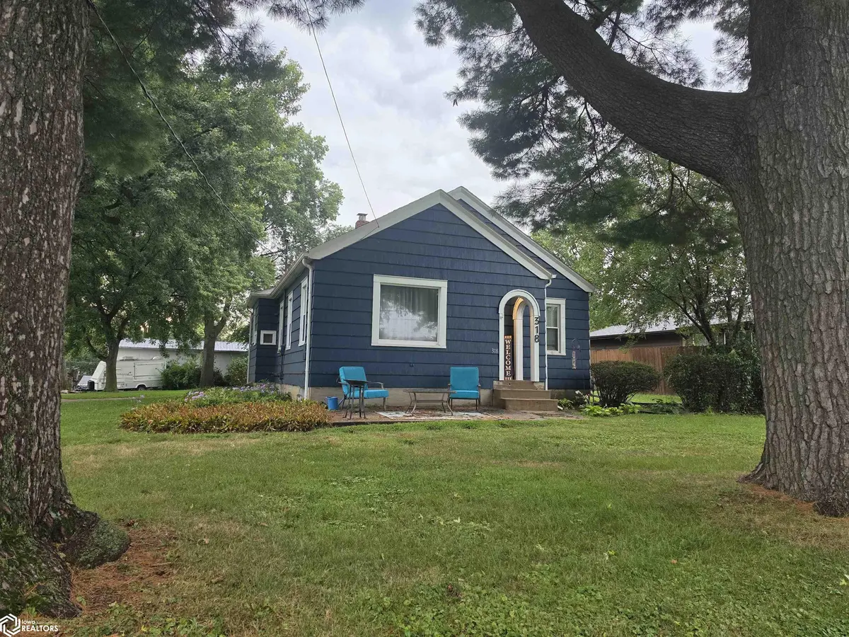 318 W Garfield ST, Clarinda, IA 51632