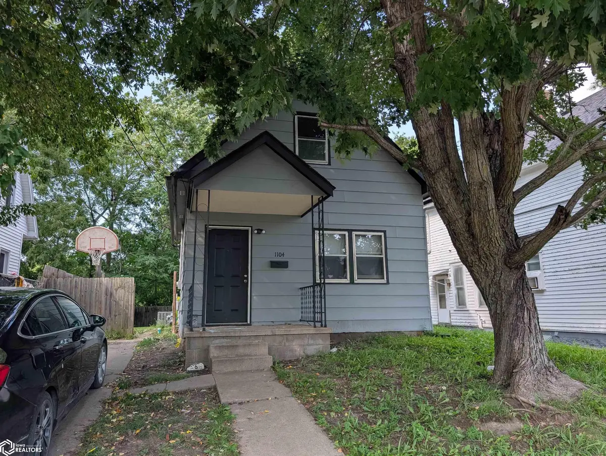 1104 Bartlett ST, Burlington, IA 52601