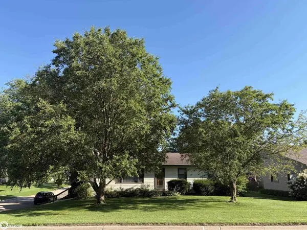 502 4th ST, State Center, IA 50247