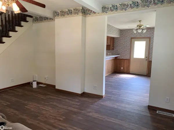 1201 N Maple ST, Creston, IA 50801