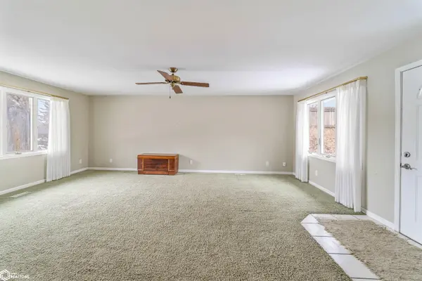 511 7th ST, Maxwell, IA 50161