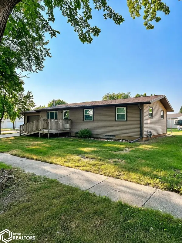 400 3 AVE, Pocahontas, IA 50574