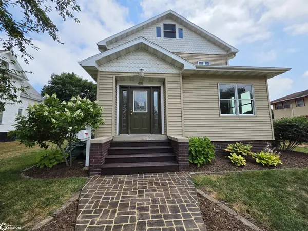 415 S Clark ST, Forest City, IA 50436