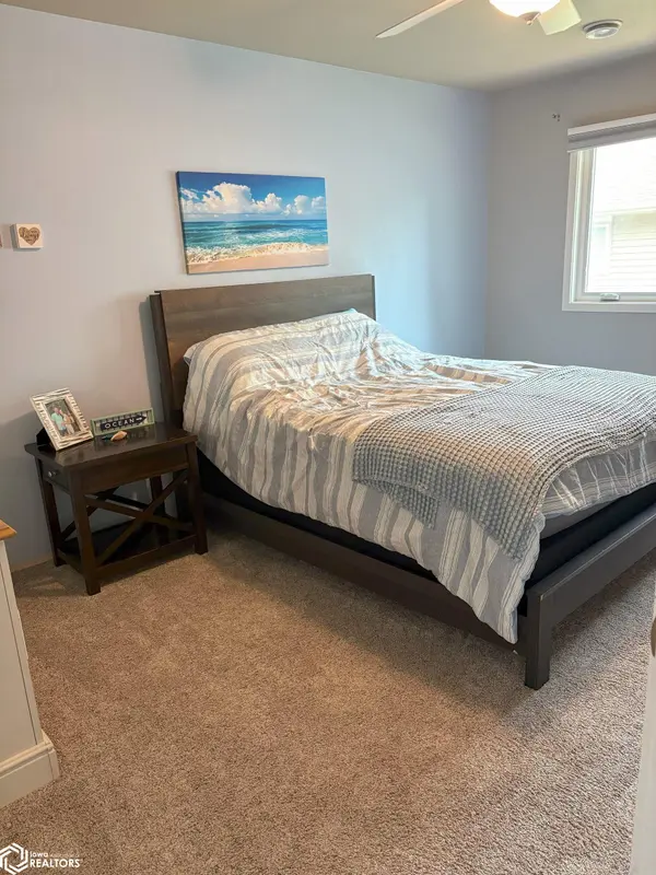209 S Ackley ST, Algona, IA 50511