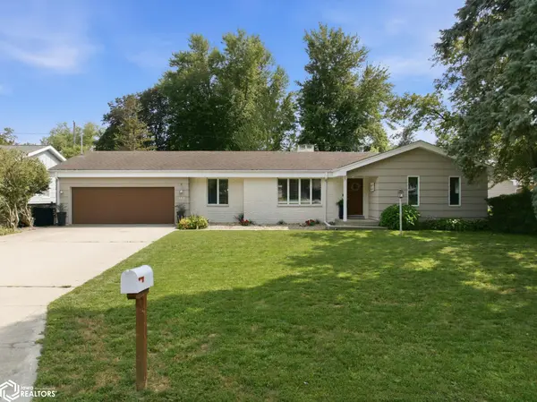 307 Orchard Lane, Clear Lake, IA 50428