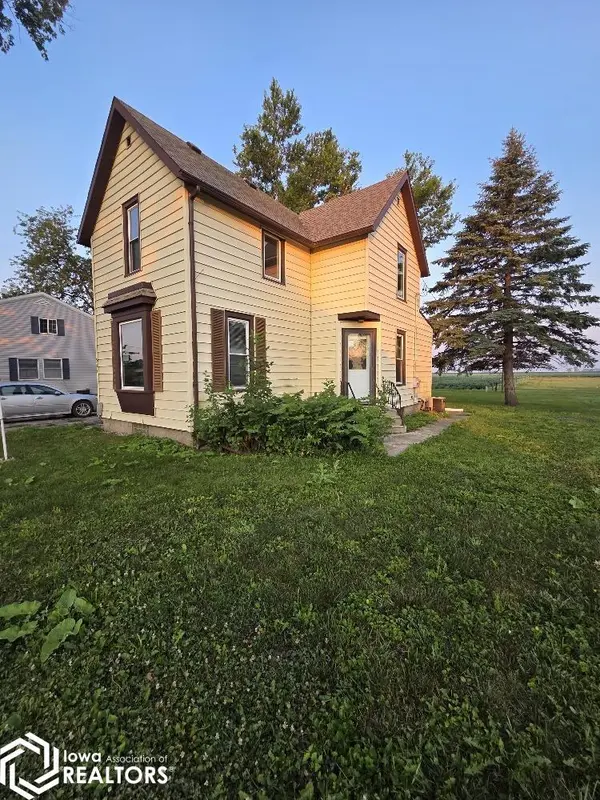 524 7th street, Whittemore, IA 50598