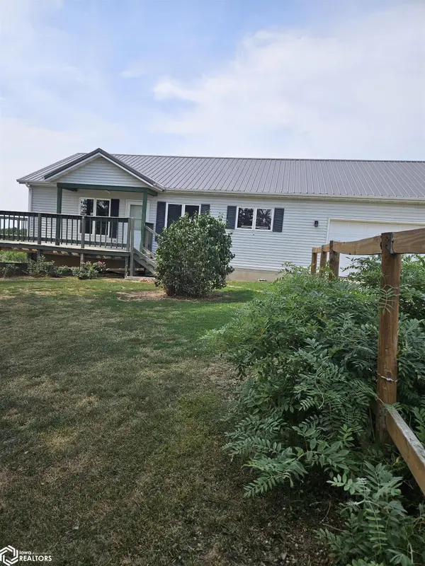 2780 120th AVE, Bloomfield, IA 52537