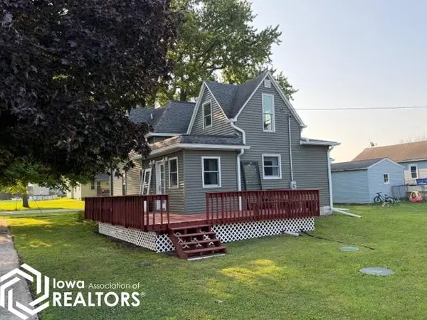 241 Howard AVE, Woden, IA 50484