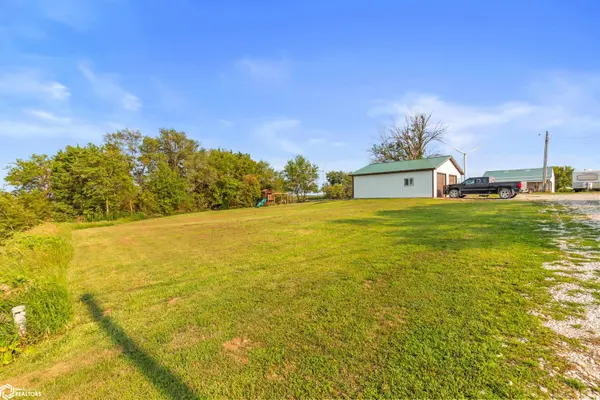 47297 Whippoorwill RD, Avoca, IA 51521