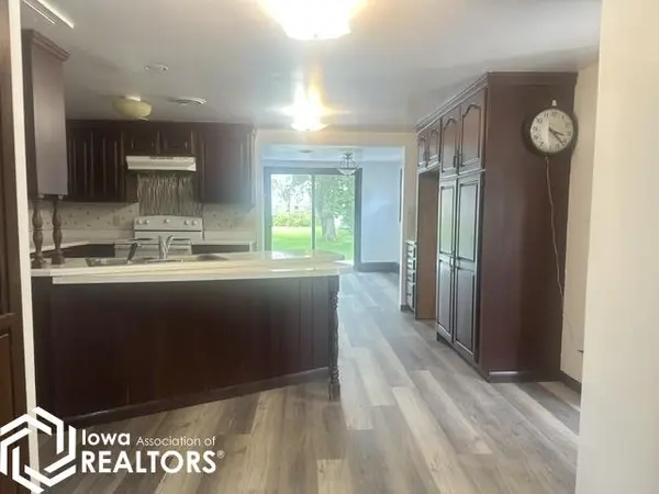 432 Center ST, Britt, IA 50423