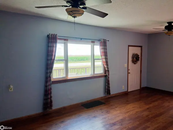12020 Raven AVE, Mason City, IA 50401