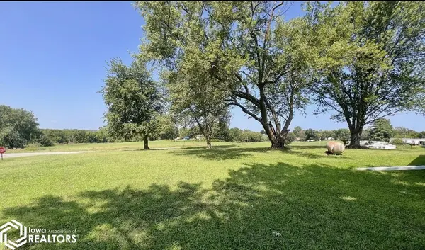 505 Grove ST, College Springs, IA 51637