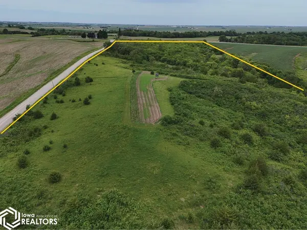 QQ Ave. at 245th St., Clutier, IA 52217