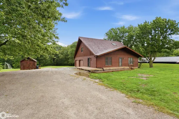 312 Flat Iron DR, Columbus Junction, IA 52738