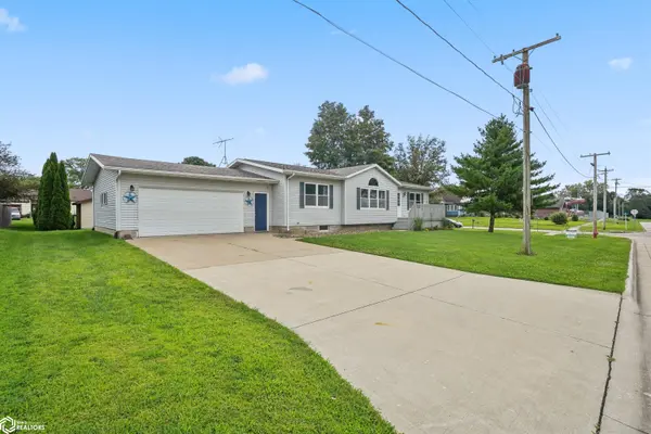 310 Lincoln ST, Dysart, IA 52224