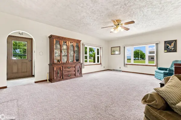 305 Main ST, Houghton, IA 52631