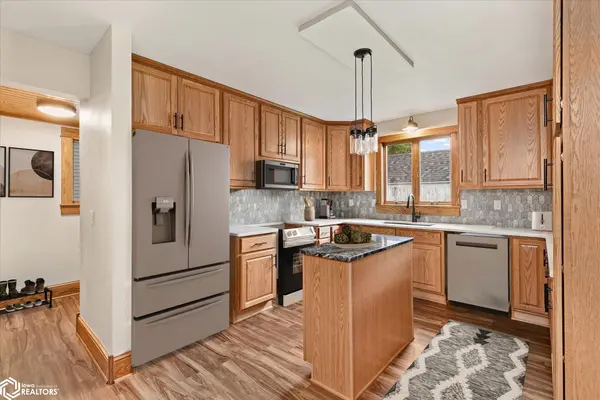 206 S 3rd ST, Breda, IA 51436