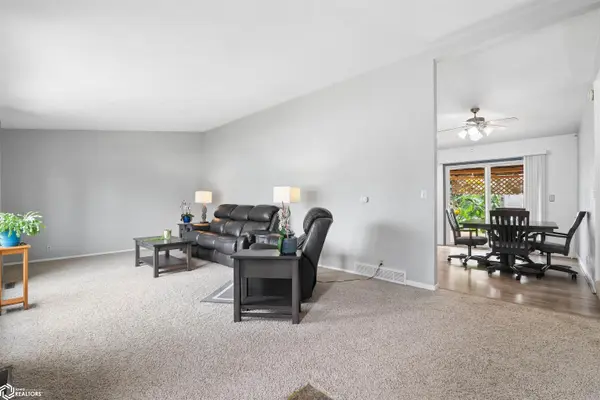 203 Bohen ST, Marshalltown, IA 50158